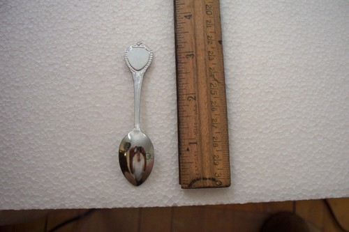 Vintage Eureka Springs AK Souvenir Spoon Arkansas ARK. - Picture 3 of 3