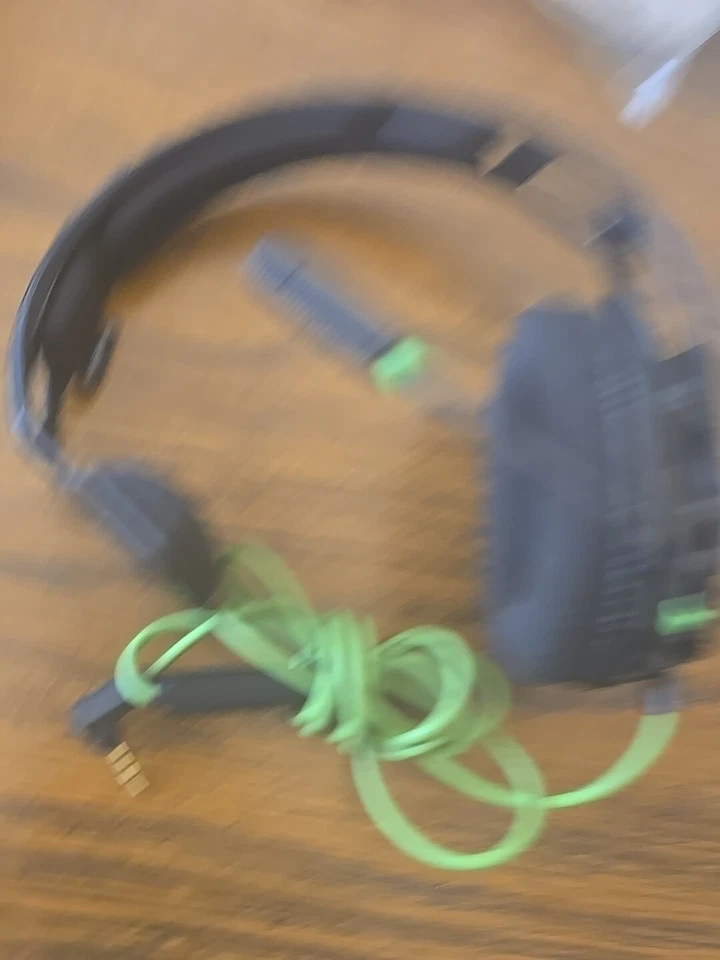 Plantronics RIG 100 Gaming Headset - Grey Camo - Image 2 of 3