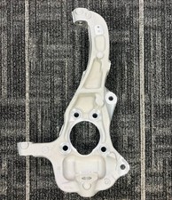 2019-2026 Chevrolet Silverado Gmc Sierra 1500 Rh Oem Steering Knuckle 84673210