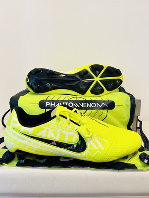 Nike Phantom Venom Elite FG. 47