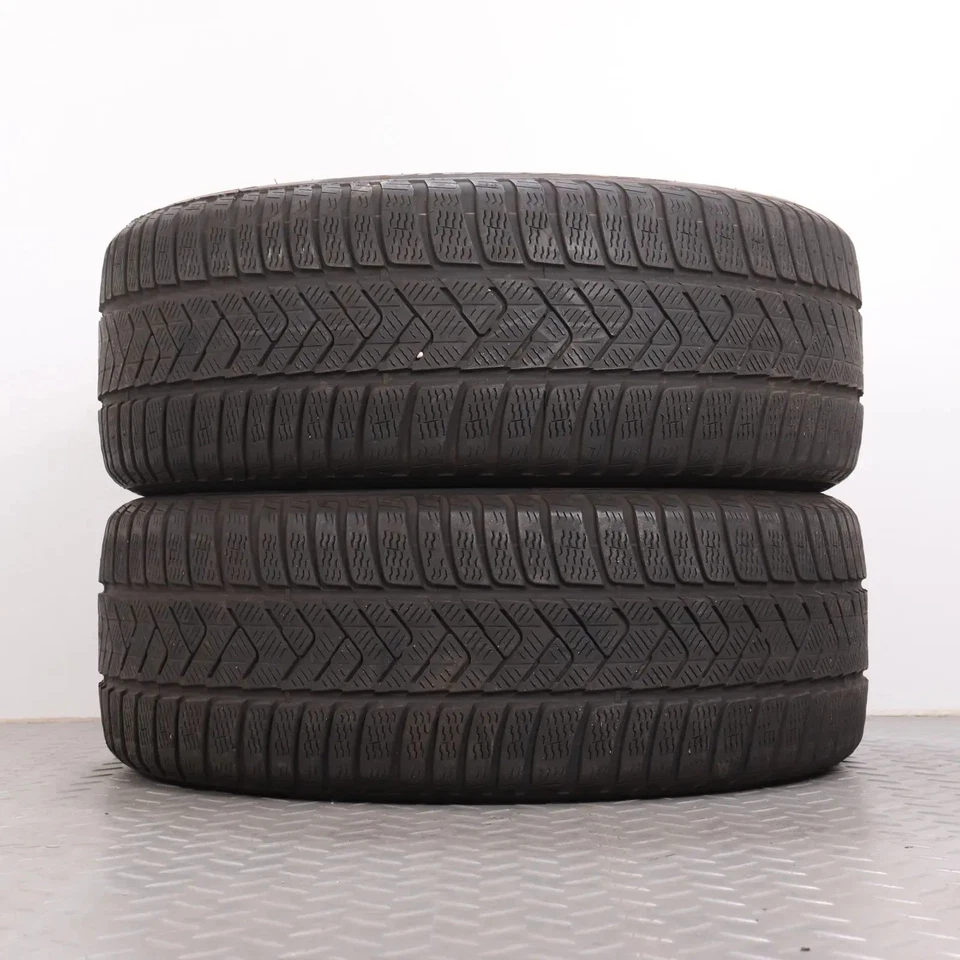 2x Winterreifen Pirelli Sottozero 3 245/45R19 102V XL AO 4,5-5mm 2454519 Räder - Bild 2 von 4