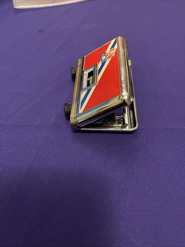 Vintage  Tasso NFL Sport Binoculars Red/White/Blue Preowned Made In Japan - Image 4 of 4