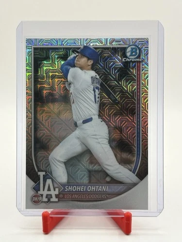 Topps 2025 Bowman Shohei Ohtani #17 Chrome Mojo Refractor Dodgers Baseball Card