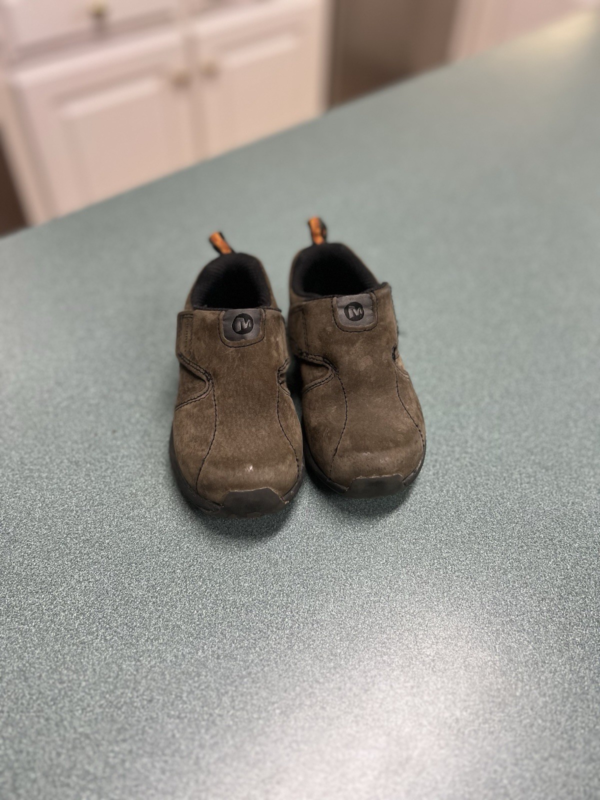 Mocassino sportivo Merrell Junior bambino taglia 9M Jungle Moc pelle marrone fumo di pistola