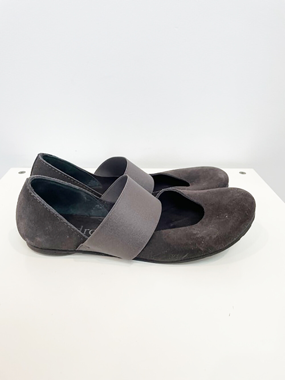 Designer Pedro Garcia Size 40 EU Brown Suede Leather Chic