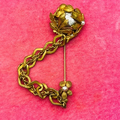 VTG Miriam Haskell Stick Pin Baroque Pearl Floral Gold Tone Brooch Chain AS IS