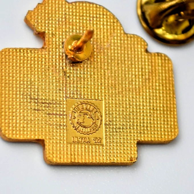 Vintage Toronto Blue Jays Pin Lot MLB Baseball - Image 4 of 4