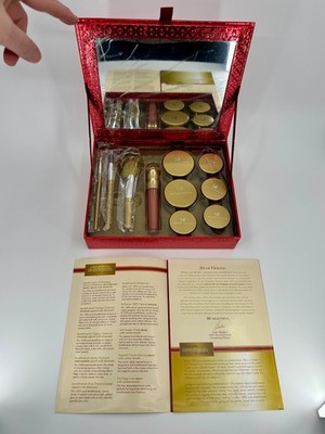 Bare Minerals Escentuals Champagne Diamonds 10 Piece Beauty Collection Set *NIB