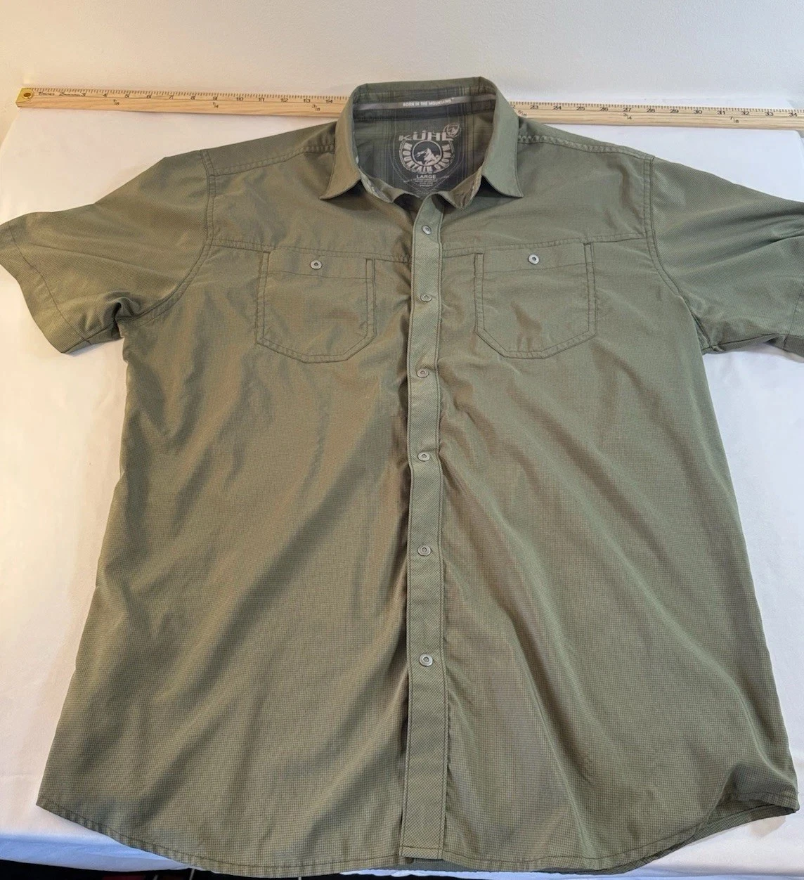 KÜHL M L Hiking Shirt Green Snap Button Short Sleeve Outdoor Trail Lightweight
Opens in a new window