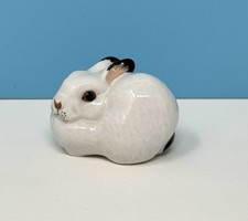 Estatuilla de conejo blanco vintage Lomonosov URSS, pintura más vívida que la mayoría