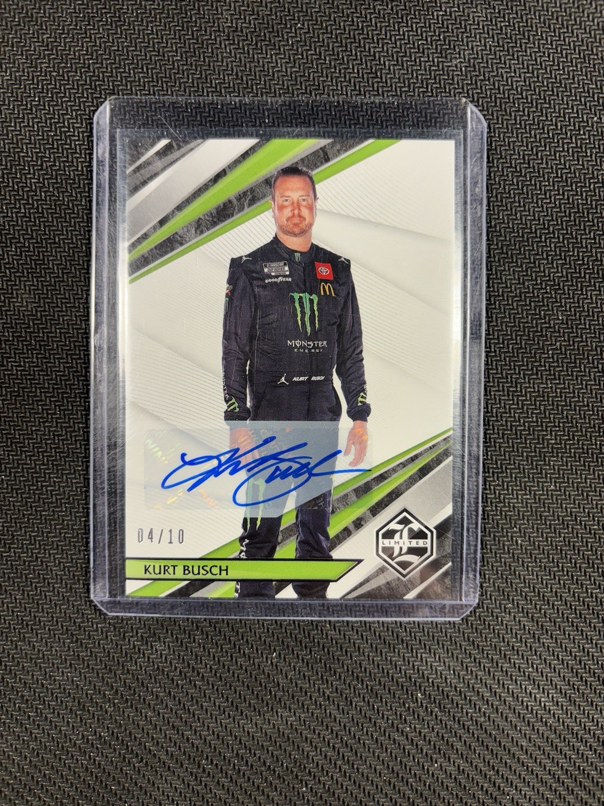 Panini Chronicles Limited Racing 2022 Kurt Busch Auto 04/10 No. 1 23XI