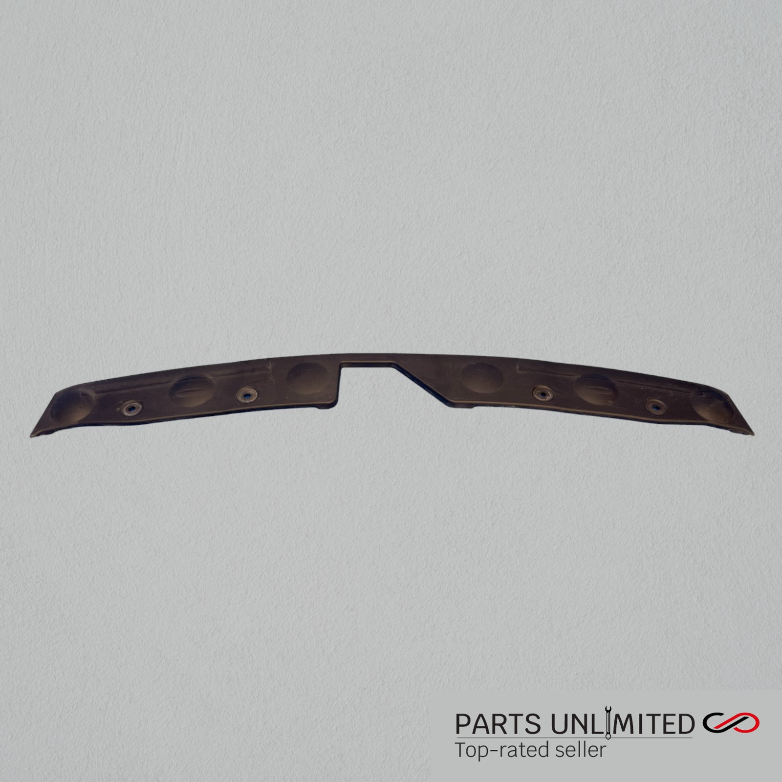 2014-2017 Maserati Ghibli OEM front bumper upper support trim cover panel