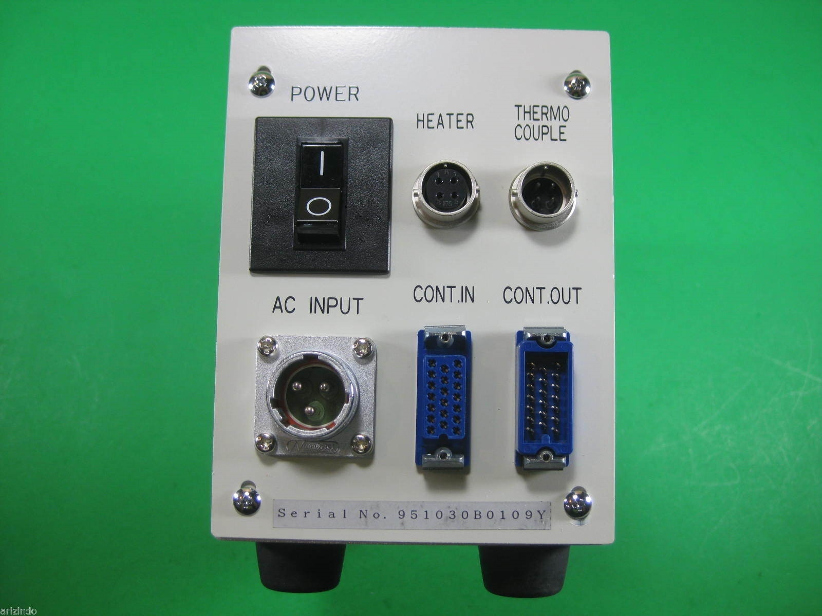 Osaka Vacuum Heater Controller -- Used -- 