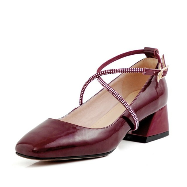 crossover court shoes