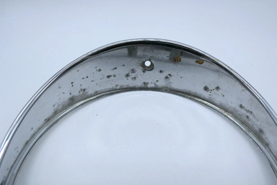 Bisel de faro interior soberano para Jaguar 420 MK10 Daimler 54521144 Foto 3 de 4