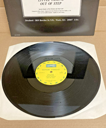Minor Threat "Out Of Step" 1983 Dischord Records 12" Vinyl Blue Strip Ian D.C. - Picture 4 of 12