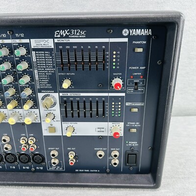 YAMAHA EMX312SC - 12-Channel Powered Mixer 2 x 300 Watts Black W