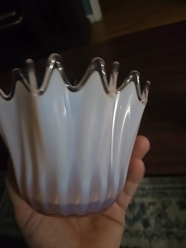 Vintage Fostoria Heirloom Pink Opalescent Glass Bowl/vase - Picture 7 of 16