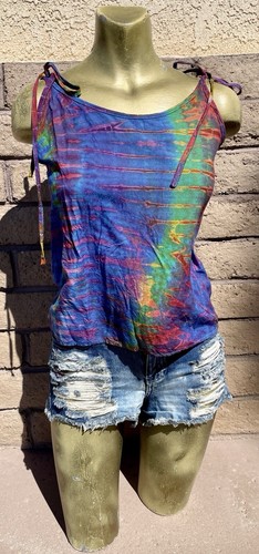 NWOT FROM Hawaii Colorful BATIK TANK TOP Size Medium - Picture 5 of 12