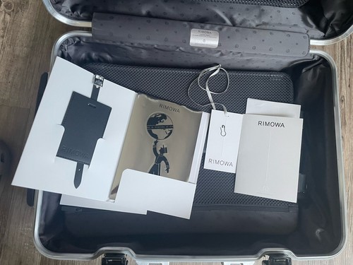 RIMOWA Hybrid Cabin I Schwarz | top Zustand | wie neu | Lifetimegarantie | - Bild 17 von 18