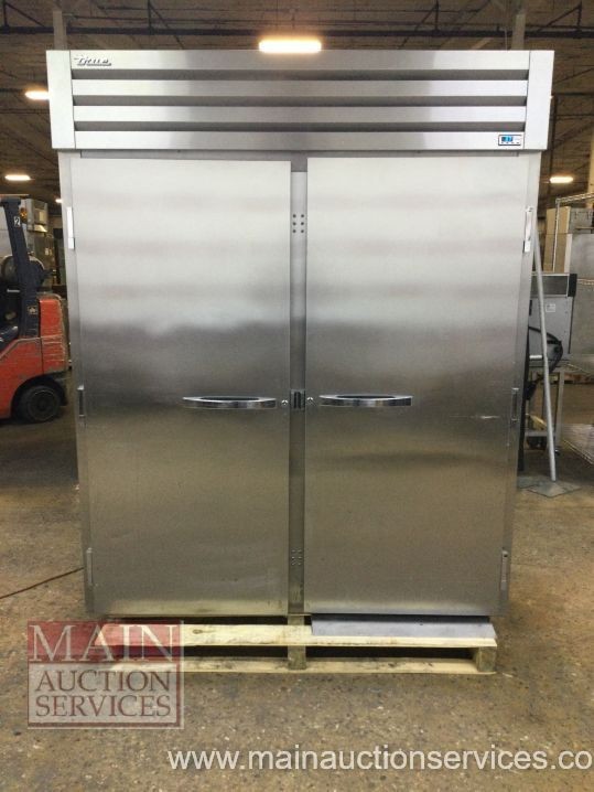 True STA2RRl-2S 68&rdquo; 2 Door Roll in Refrigerator MF -2021