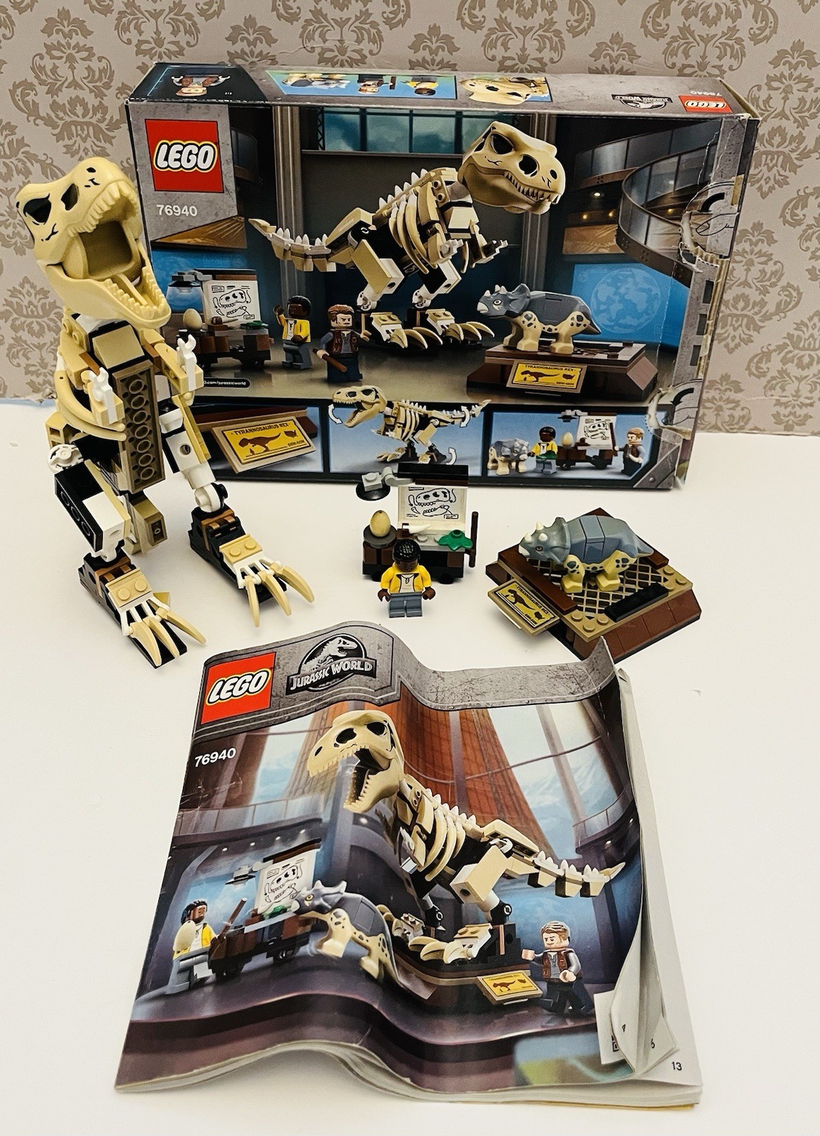 LEGO Jurassic World: T. rex Dinosaur Fossil Exhibition (76940)