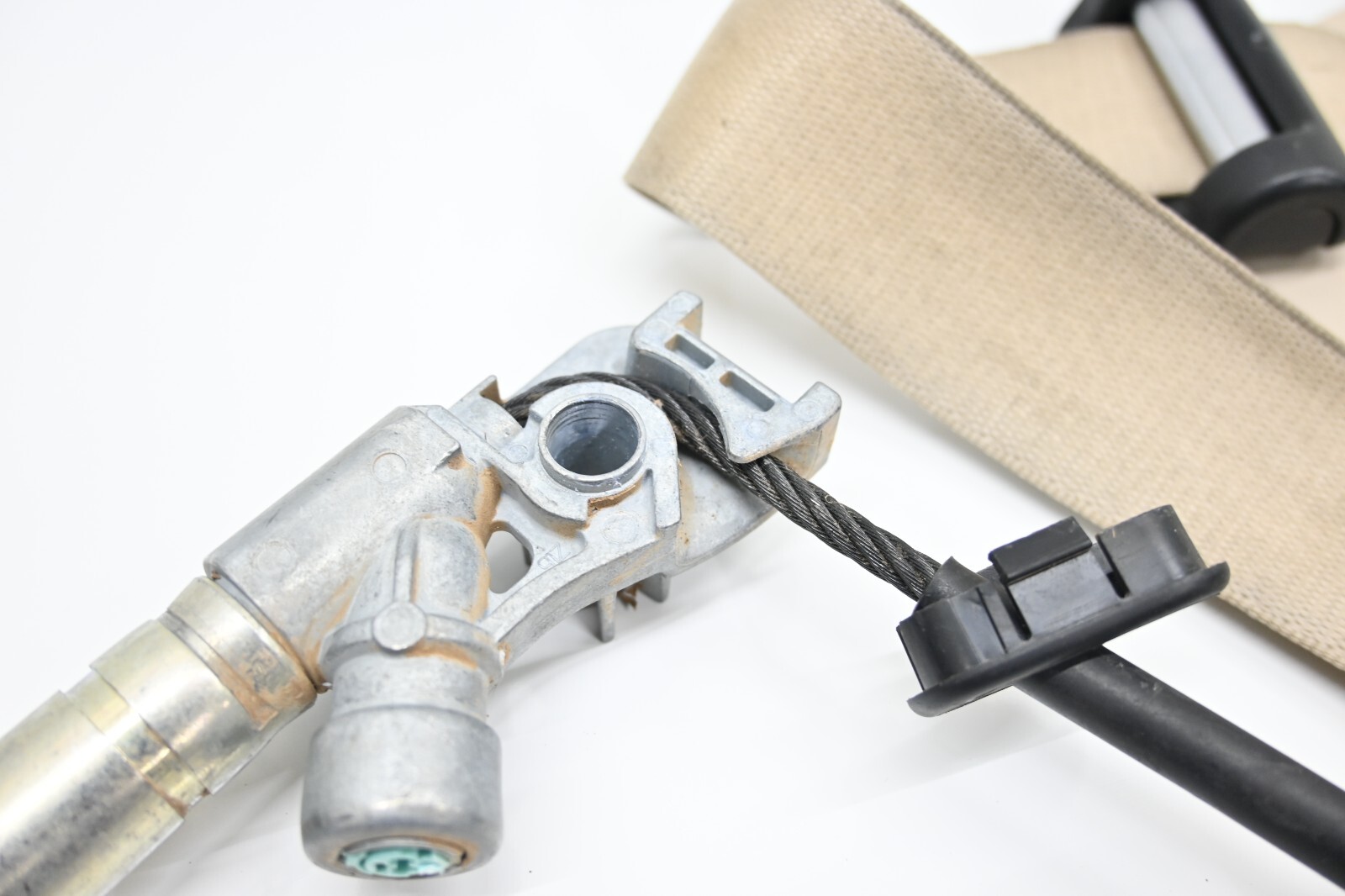 ⭐ 14-20 Maserati Ghibli Front Left Driver Upper Seat Belt Retractor Beige Oem