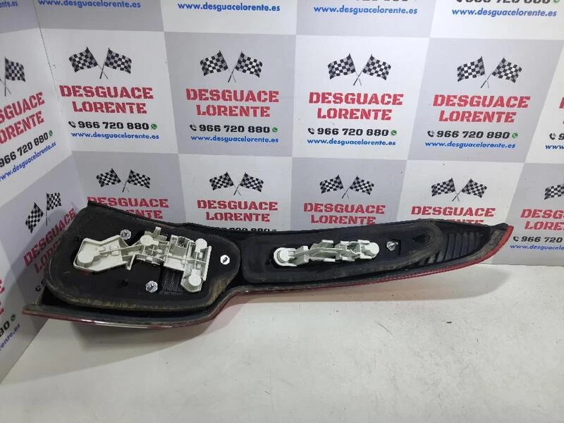 30678745 Piloto Trasero LH 277298 VOLVO V50 FAMILIAR 2004 Foto 3 de 4