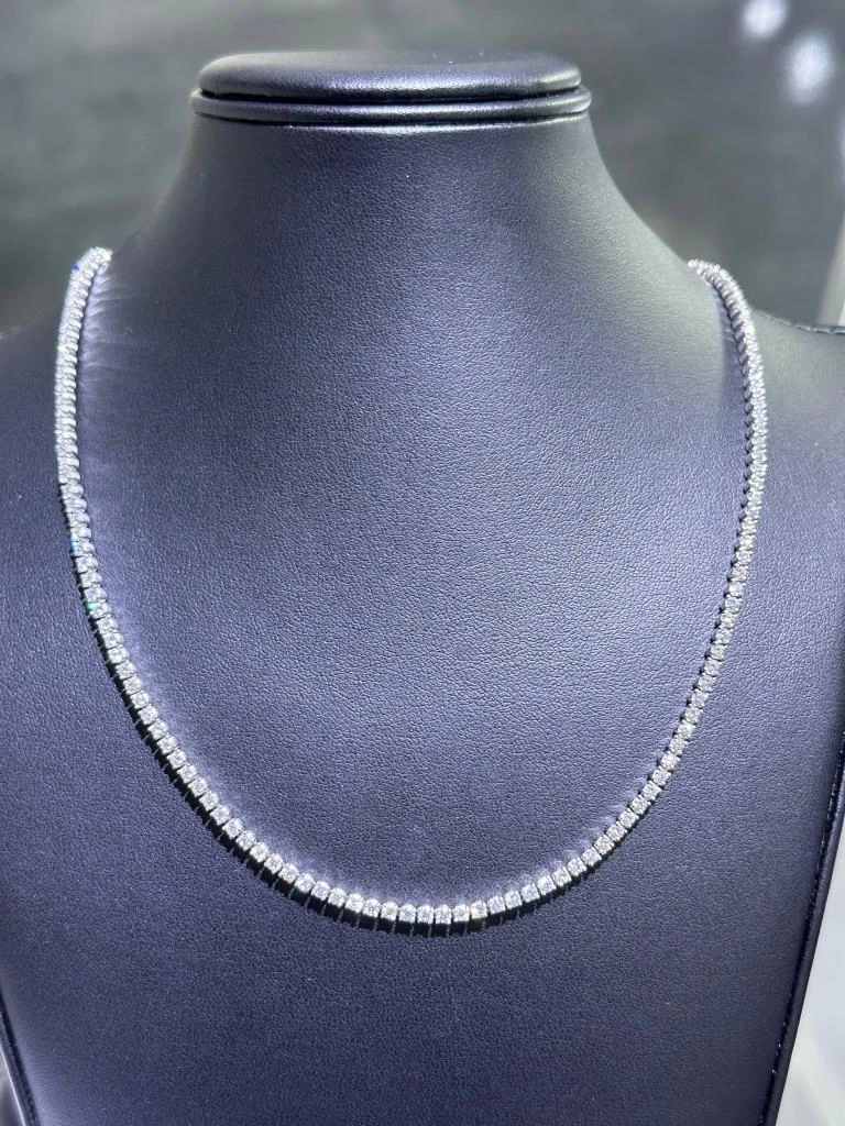 Round cut tennis necklace deals