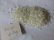 30 gr perle de passementerie  ancienne en verre  blanc reflet argent 2 mm