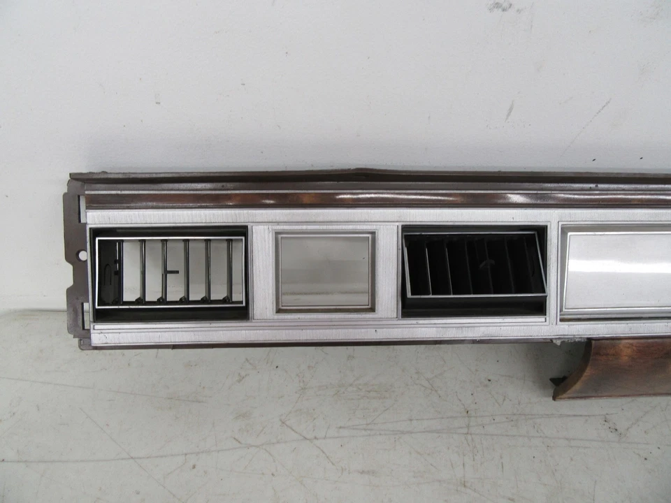 Mercury Grand Marquis 1982 tablero moldura madera grano pasajero reloj bisel #2865 Foto 2 de 4