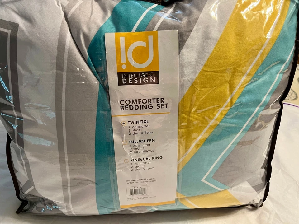 Twin/Twin XL Comforter 4-pc Bedding Set Intelligent Design Elise Dorm ID10-190 - Image 3 of 4