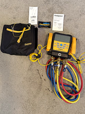 Fieldpiece SM382V Digital manifold Gauges with case and Yellowjacket hoses