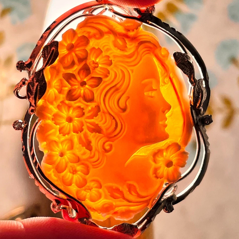 Collar colgante amuleto de la suerte Shell camafeo estilo vintage ITALIA genuino hecho a mano Foto 3 de 4