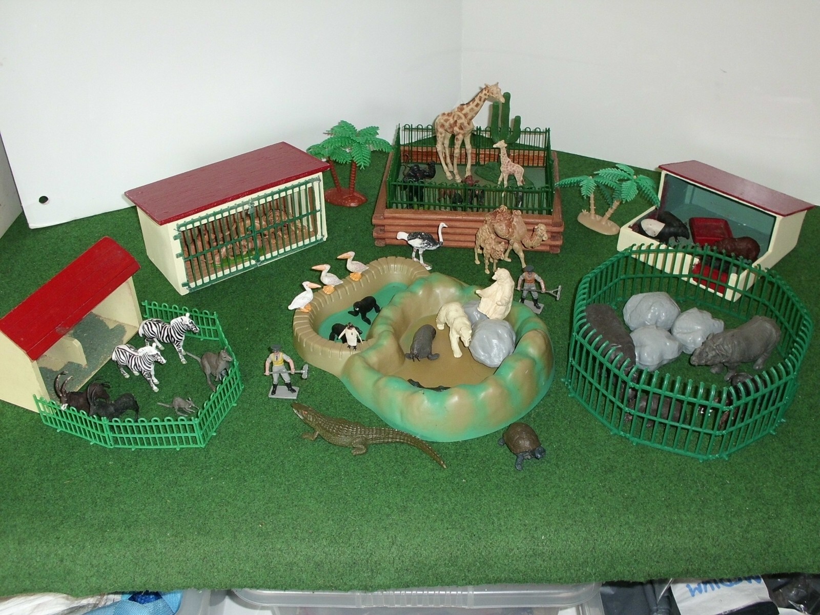 Picture 3 of 10