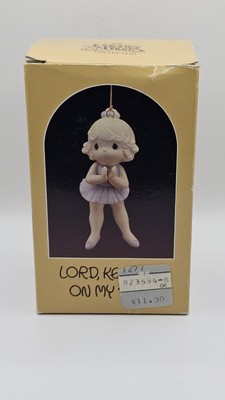 Vintage Lord Keep Me On My Toes 1983 Precious Moments Ornament E-0517 Taiwan ROC