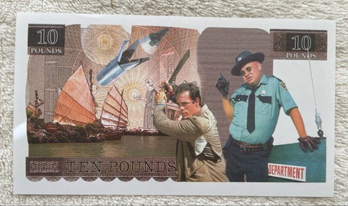 Joblot ROYAL MAIL James Bond Prestige Stamp Book and presentation + banknotes - Picture 11 of 17