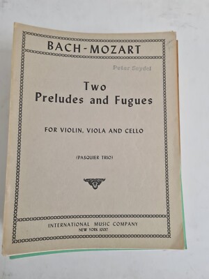 Bach / Mozart - Two Preludes and Fugues for Violin, Viola and Cello (18)