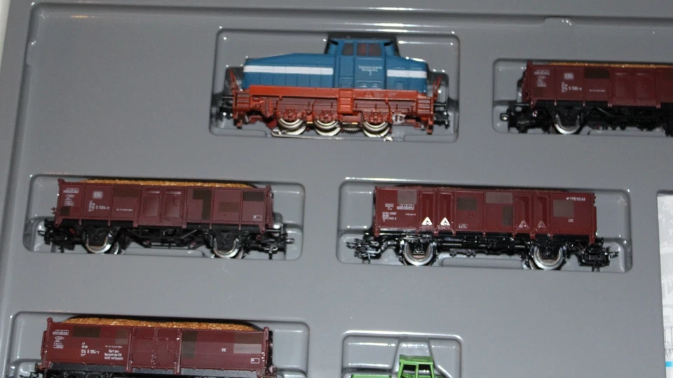 Märklin 2861 Zugpackung "Rübenzug" Diesellok + 5 Güterwagen H0 OVP 128 - Bild 4 von 4