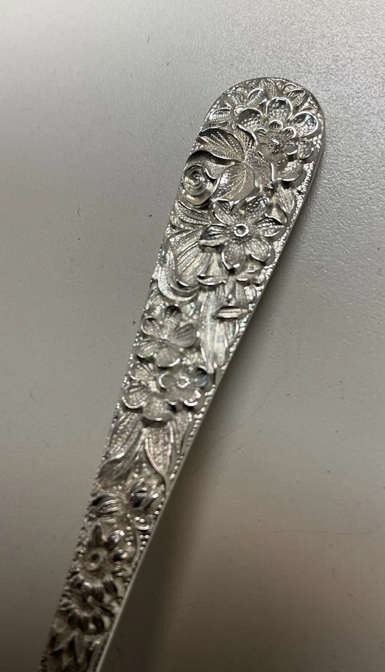 S. Kirk & Son “Repousse” Sterling Silver Jam/Berry Spoon Vintage 5” 27.5 Grams - Image 4 of 4