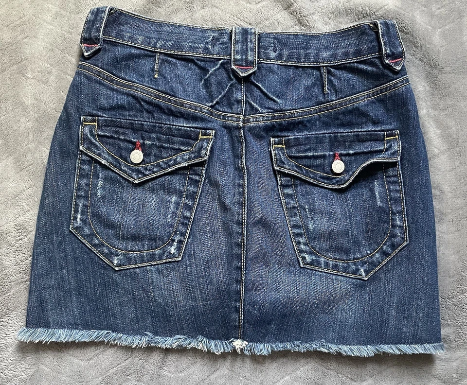 Minifalda de mezclilla oscura London Jeans para mujer talla 2 con solapas de bolsillo Foto 2 de 4