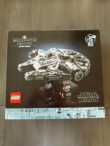 LEGO Star Wars: A New Hope Millennium Falcon 25th Anniversary Buildable Starship