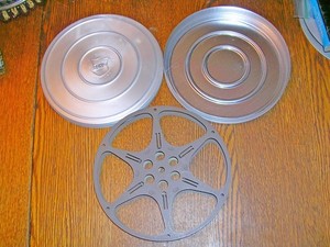 BELL & HOWELL NOS 16mm 400 FOOT FILM REEL IN ORIGINAL BOX NICE!