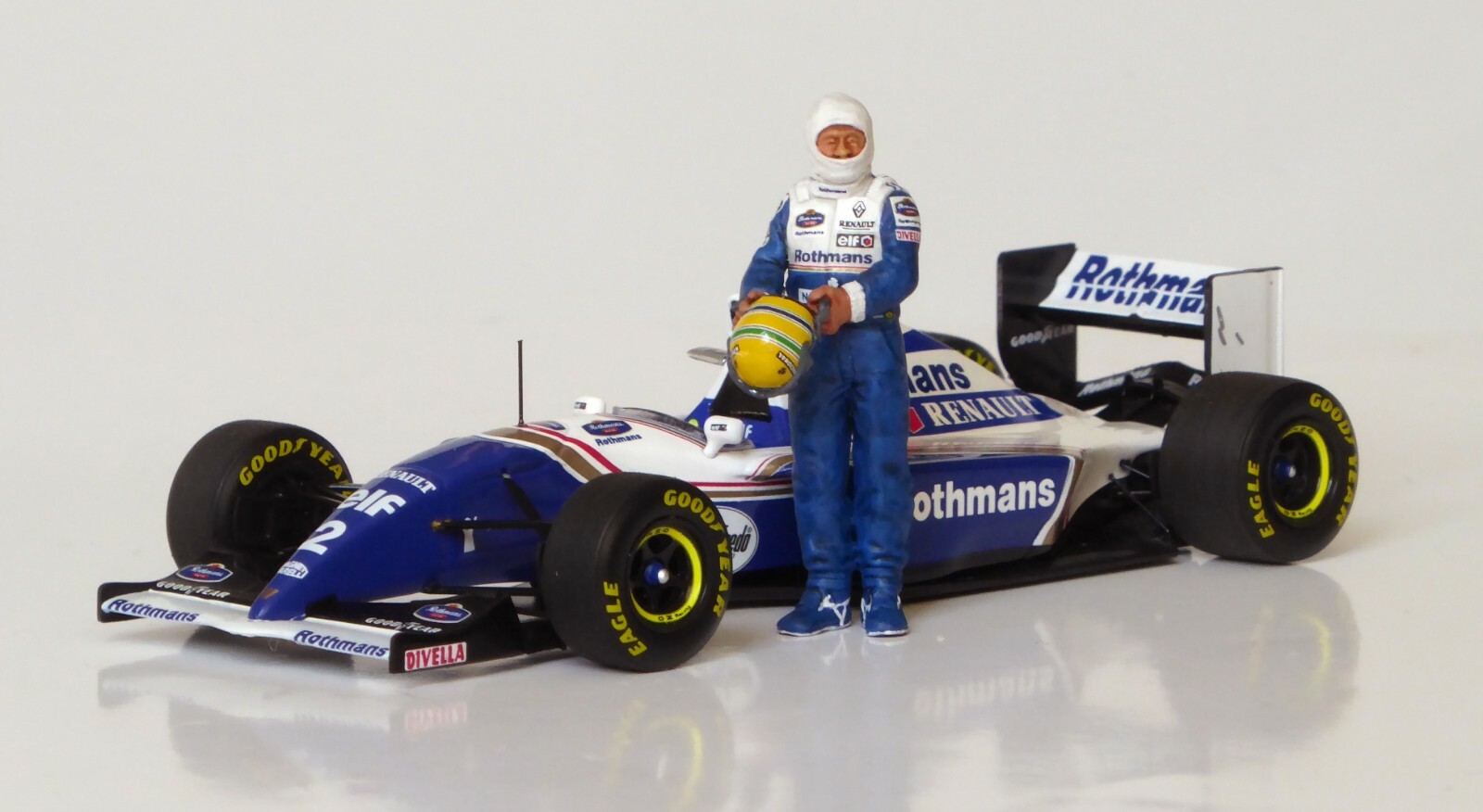 1 43 AYRTON SENNA WILLIAMS RENAULT FIGURINA Figura 1994 indossare il casco 1 43 AYRTON SENNA WILLIAMS RENAULT FIGURINA Figura 1994 indossare il casco
