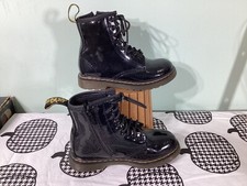 Childrens Dr. Martens, sz 11, uk10,eu28 black patent 8 eyelet boots 1460 J