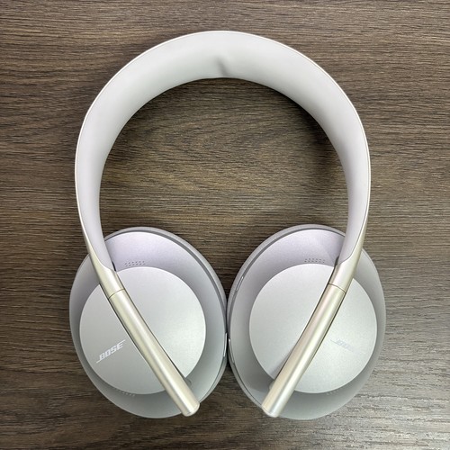 Bose Noise Cancelling 700 Bluetooth Headphones Touch Control Headsets - Silver - Picture 12 of 14
