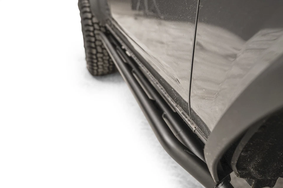 Deslizante de roca Fab Fours FB21-G5251-1 para 21-24 Bronco Foto 2 de 4