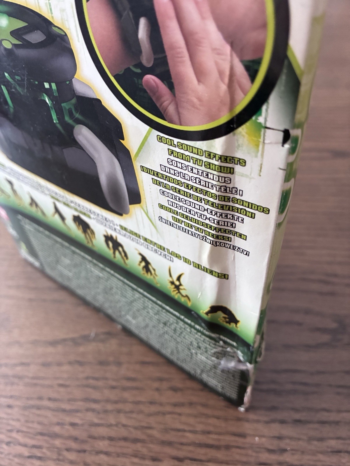 Ben 10 Omnitrix F/X Watch 2011 Lights Sound Effect Cartoon Network Original Box