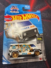 Hot Wheels 2021 Space Jam 70s VAN - HW Space 4/5 Tune Squad 198/250