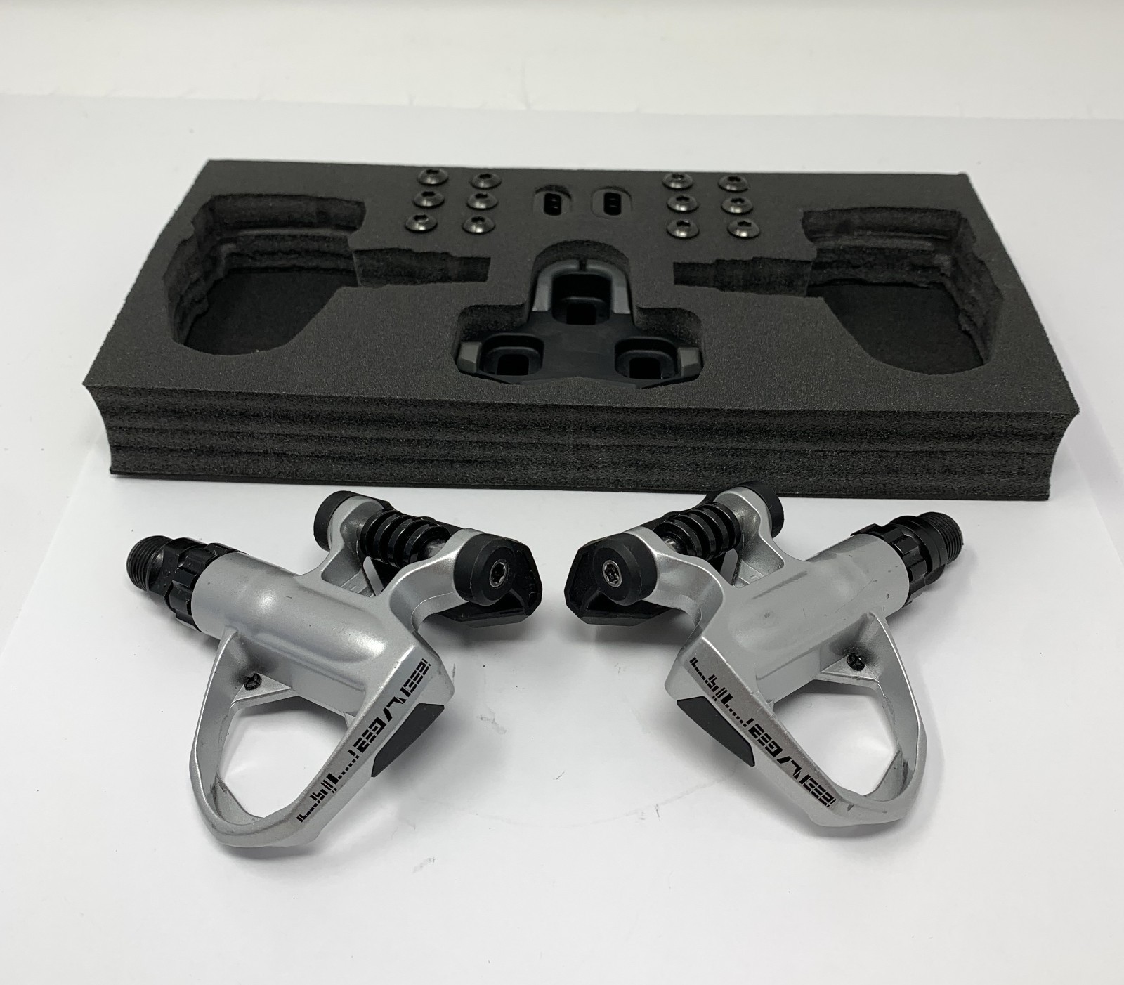 Mavic Avenir Road Pedals
